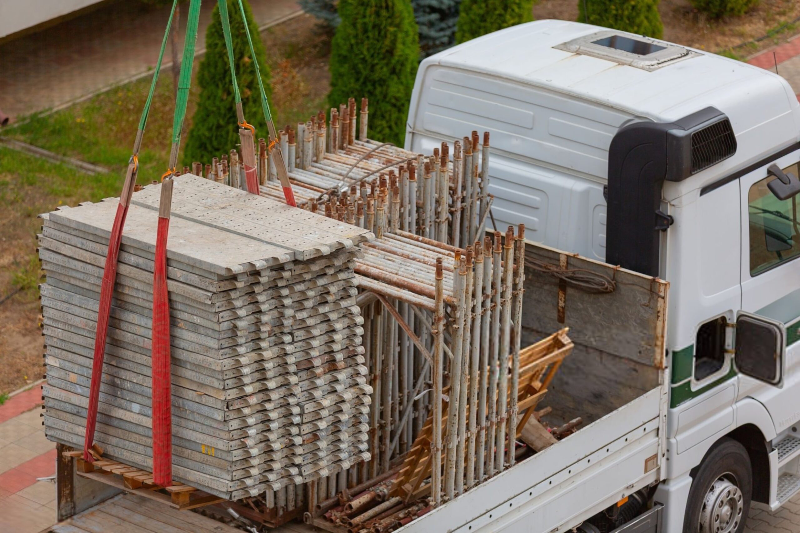 قسم الموردين والمشتريات في بناء برو: إدارة احترافية لسلسلة التوريد في شركات المقاولات