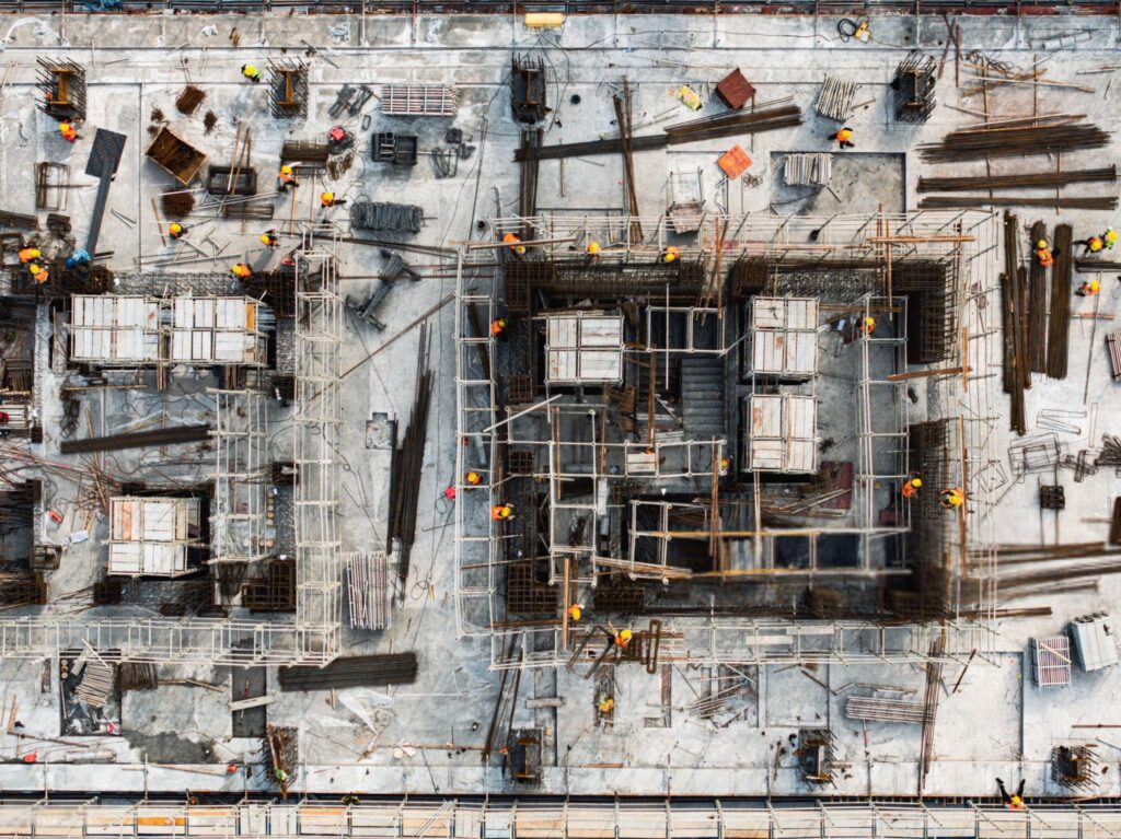 10 تحديات تواجه شركات المقاولات وكيف يحلها نظام بناء برو الذكي